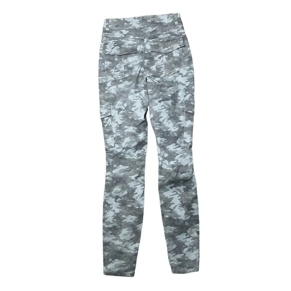 NWT Spanx Stretch Twill Ankle Cargo Pants Stonewashed Camo Small